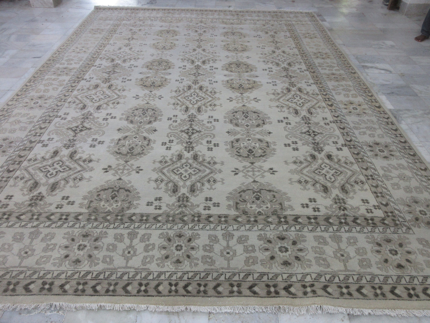 Oversize Oushak Rug 10x14ft - Beige Turkish Hand-Knotted Area Rug