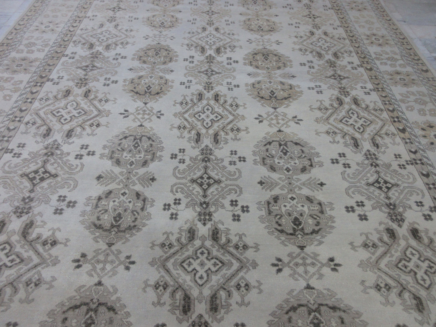 Oversize Oushak Rug 10x14ft - Beige Turkish Hand-Knotted Area Rug