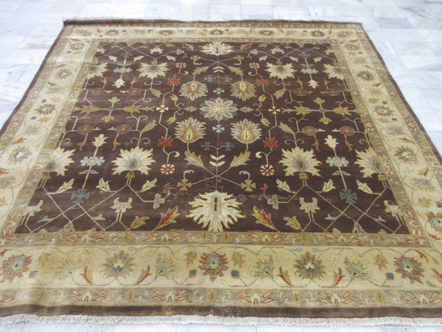 Vintage Floral Hand-Knotted Wool Rug - Brown & Beige (8x8) Feet | Timeless Elegance