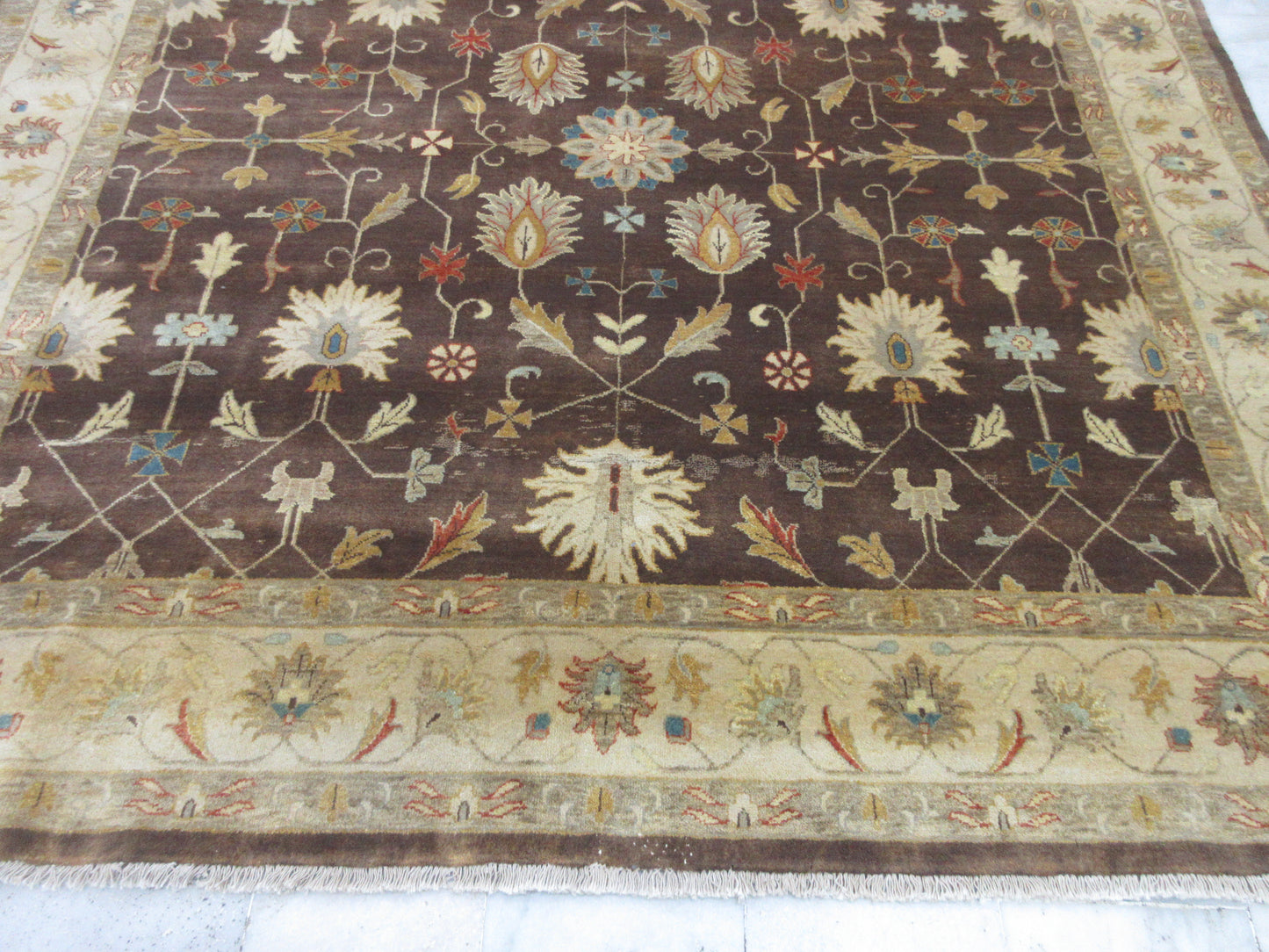 Vintage Floral Hand-Knotted Wool Rug - Brown & Beige (8x8) Feet | Timeless Elegance