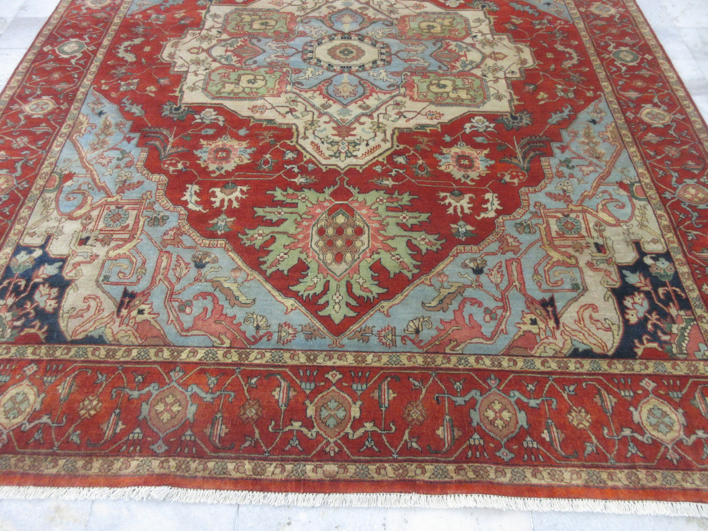 10X8 Feet Traditional Heriz Rug - Exquisite Hand-Knotted Woolen Rug for Living Room