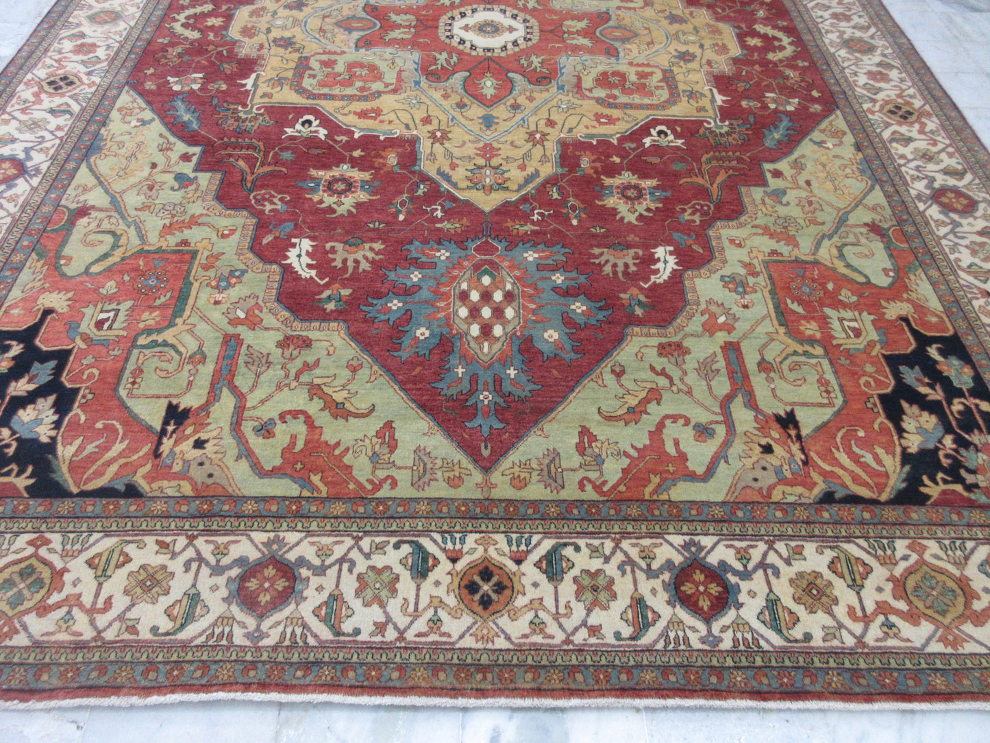 Large 10x14 ft Hand-Knotted Traditional Oriental Area Rug - Red & Beige Heriz Design Area Rug