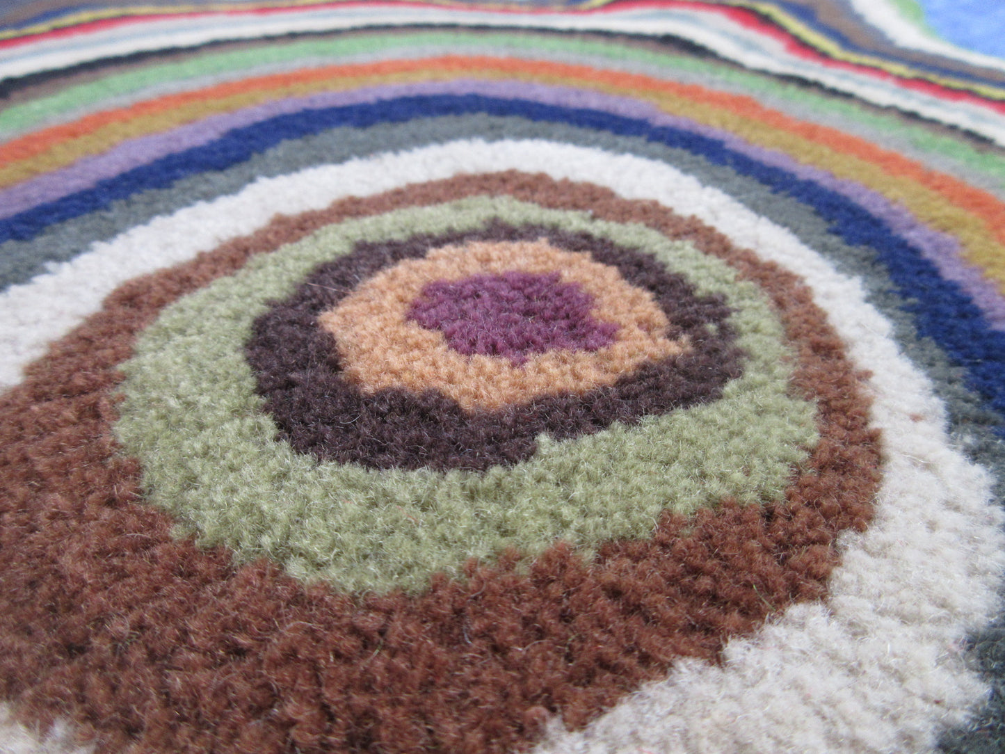 Have one to sell? Sell now Irregular Shaped Hand-Tufted Wool Rug| 3'6ft x 3'6ft Colorful Handmade Throw Rug