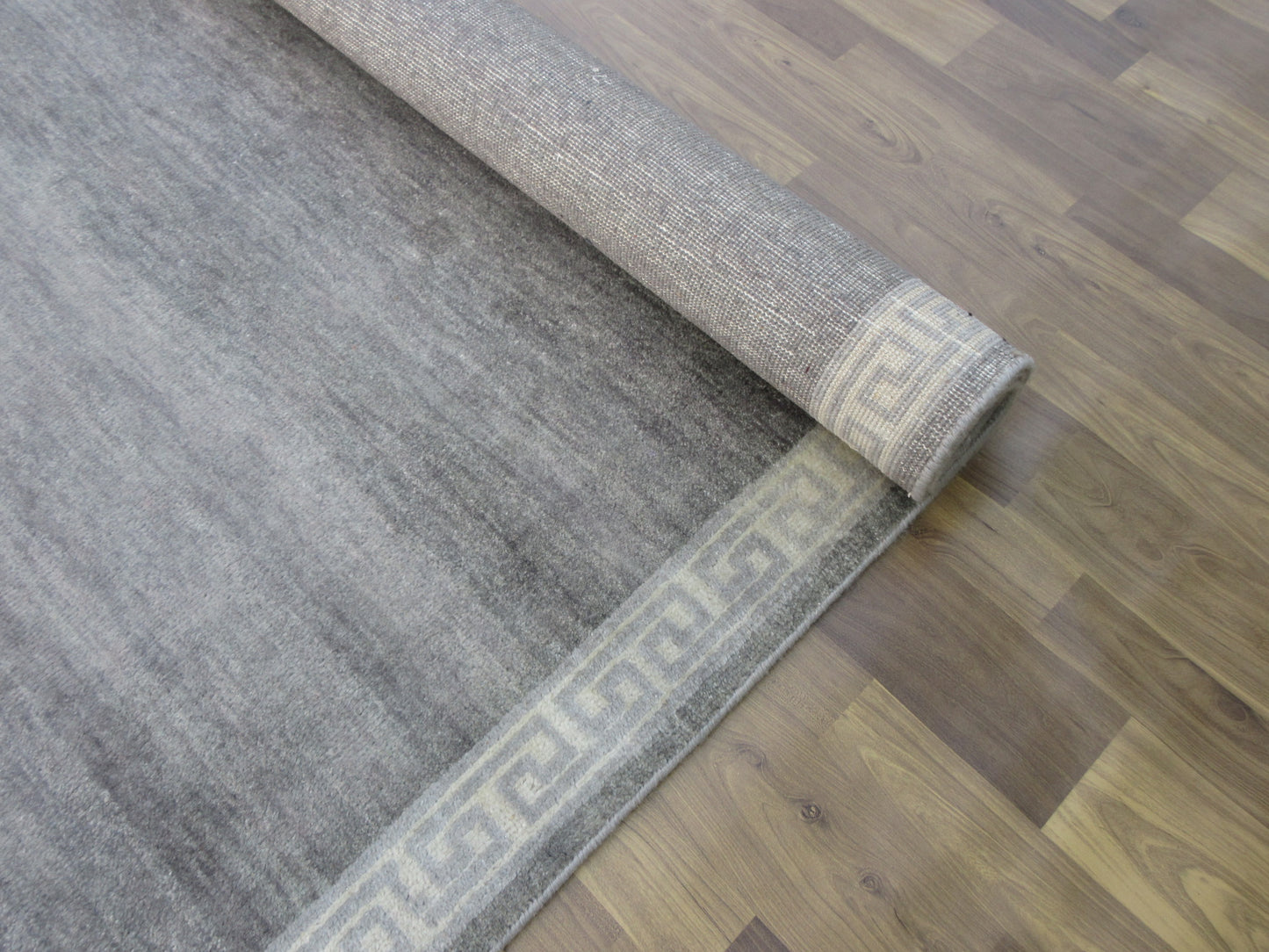 8.1'x6.1' ft Handmade Vegetable Dye Oriental Wool Rug, Gray | Ivory Plain Bordered Area Rug