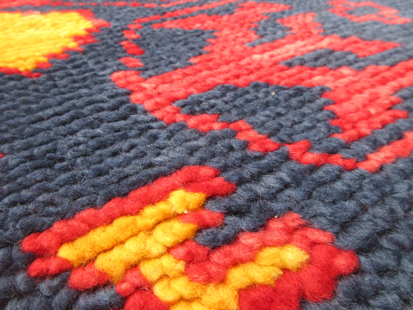 Handmade 7.8' x 5.2' Pure Wool Geometric Area Rug - Red & Blue