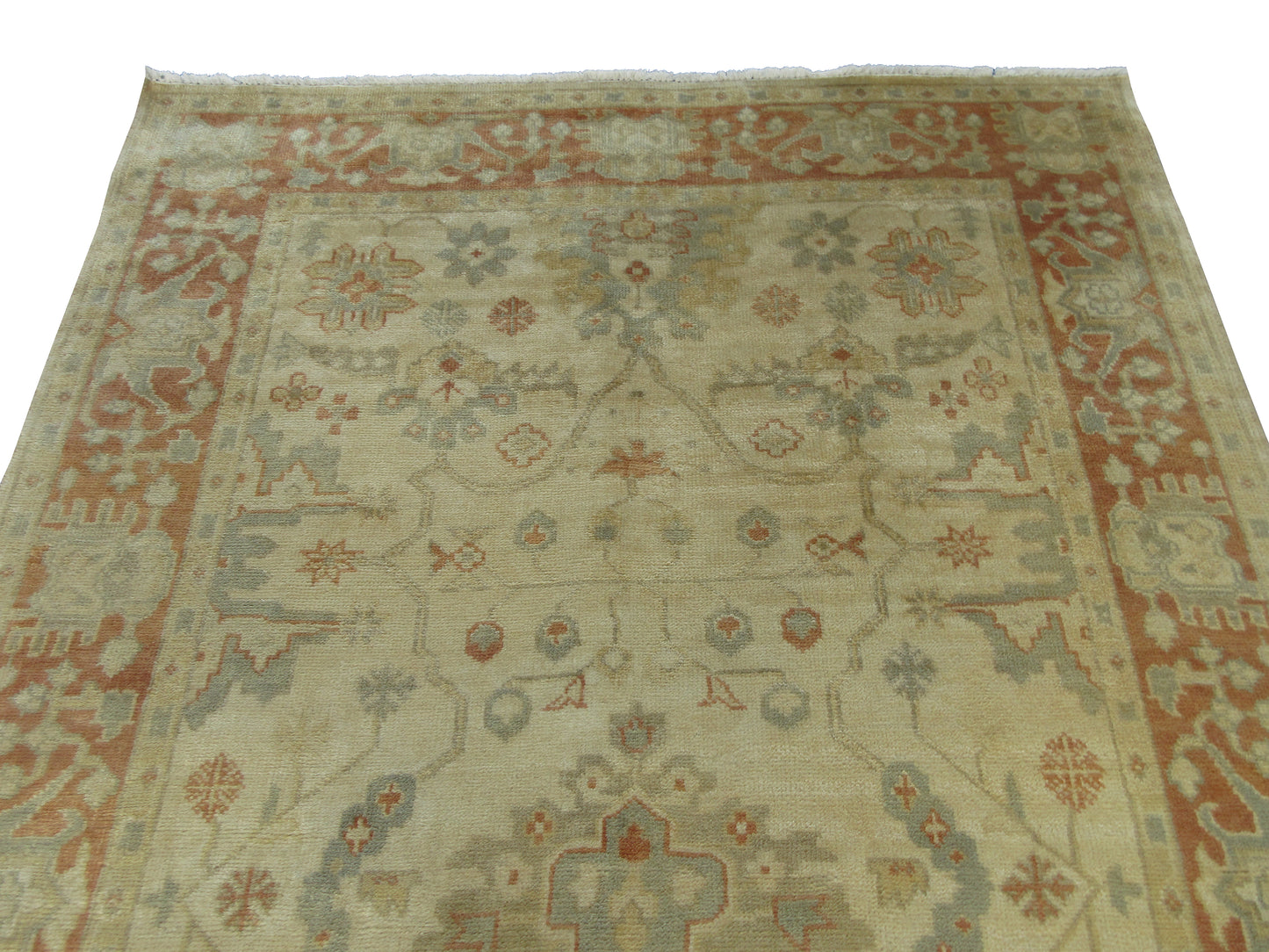 Hand-Knotted Wool Area Rug Traditional Oriental Design 8'x5' - Beige and Rust