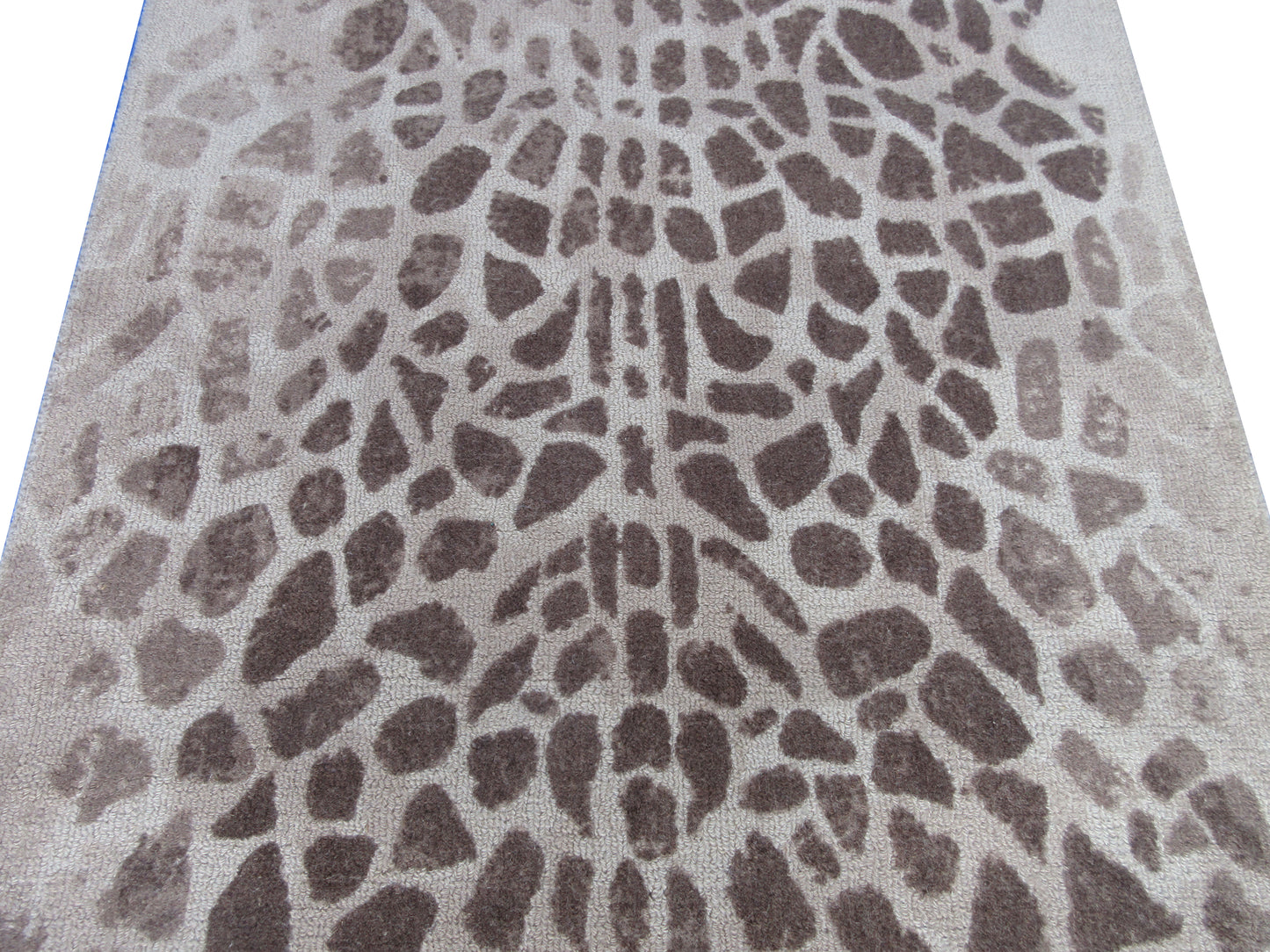 Luxurious Tiger Print Handmade Pure Wool Rug Animal Print - 3x5 ft - Cozy, Stylish, and Unique