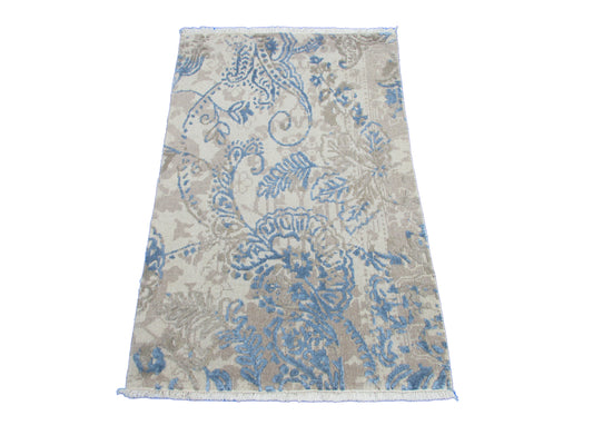 Elegant Beige and Blue Floral Patterned Area Rug – Soft Vintage-Style Home Décor