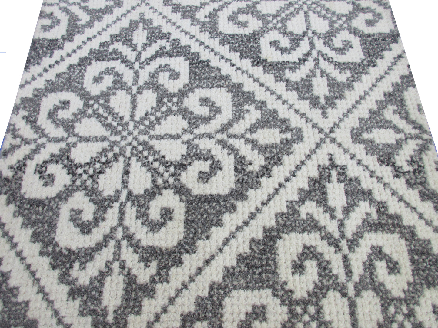 3x2 ft Black and White Geometric Doormat with Tassels