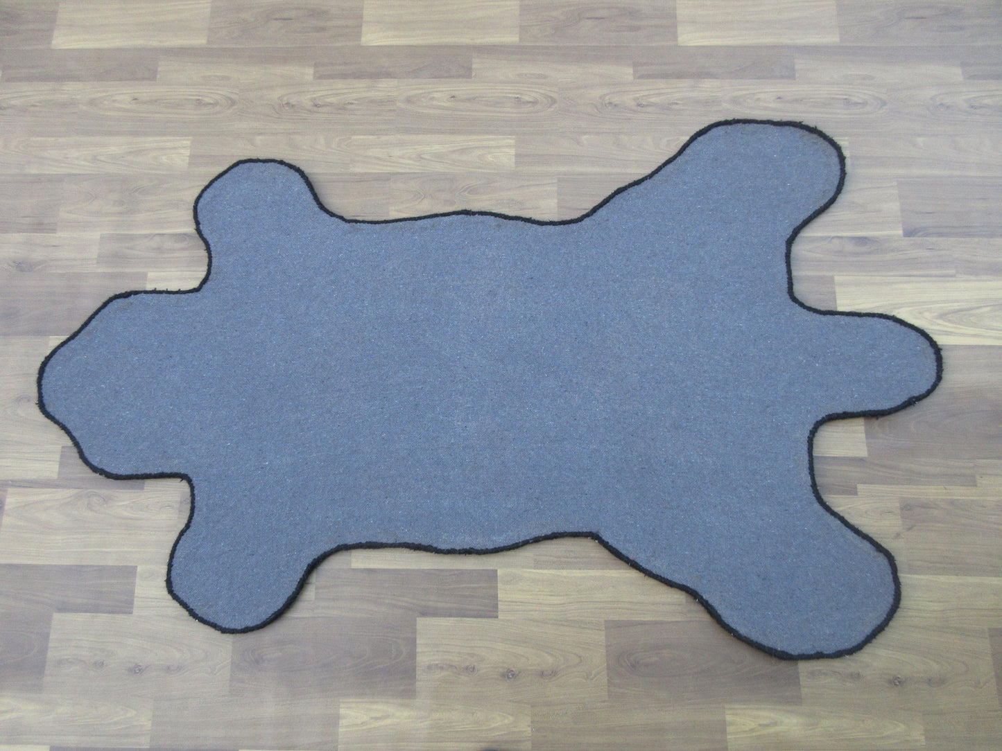 Handmade Aztec Bear Rug Unique Tribal Design, Wool Tufted, 5x3 ft Blue Area Rug