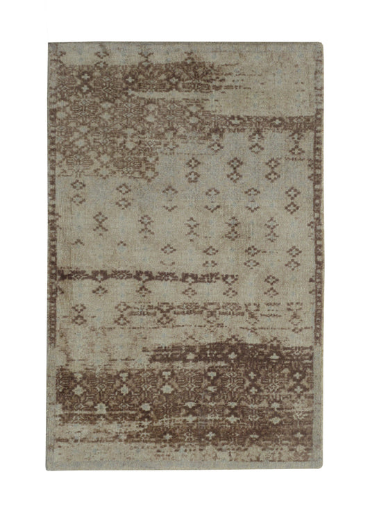 5x3 ft Hand-Tufted Wool Area Rug - Beige & Brown Distressed Vintage Pattern Rug