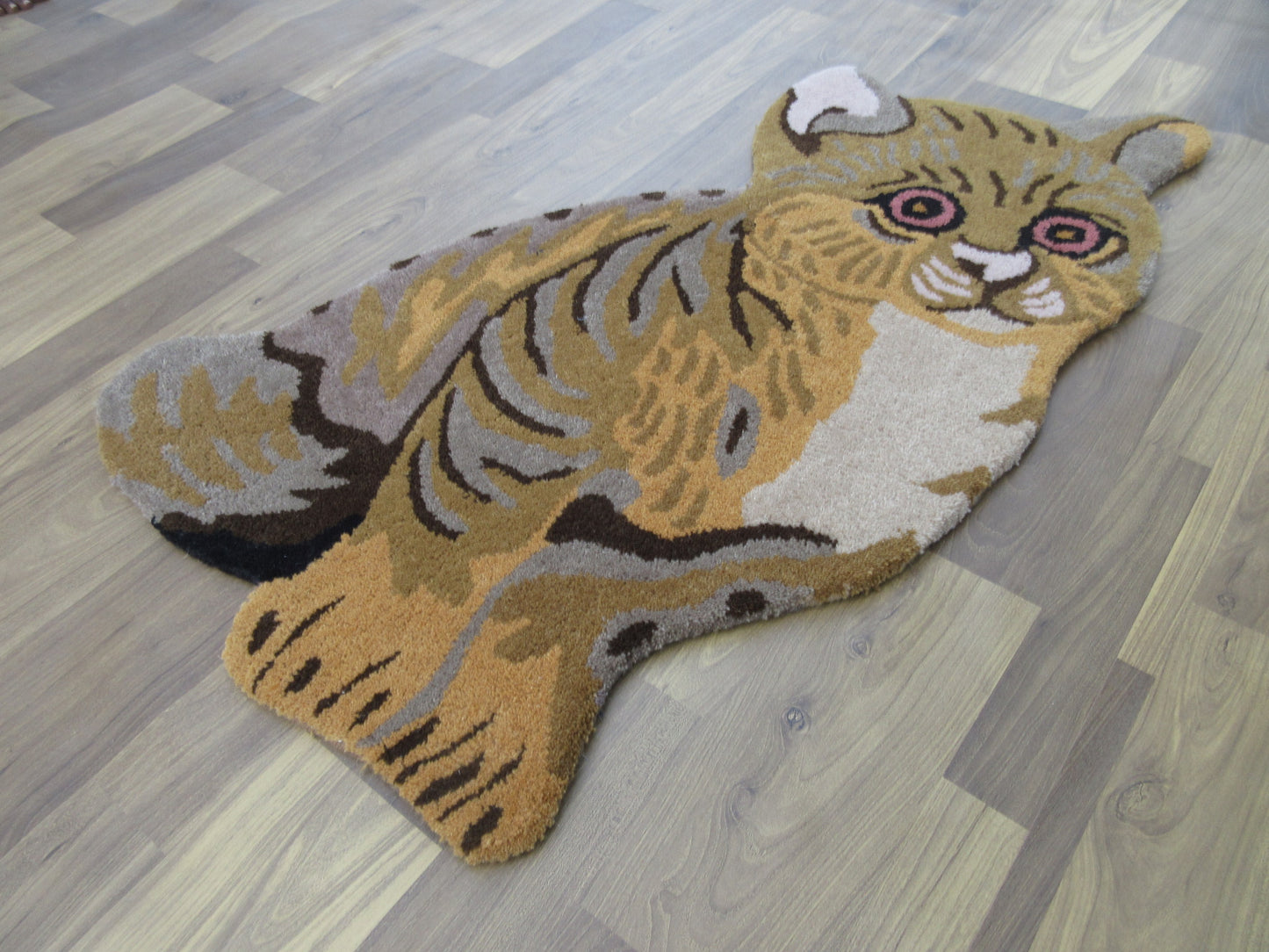 Hand-Tufted Wool Cute Cat Shaped Rug – 3.0 x 2.0 Feet Multicolor Animal Area Rug