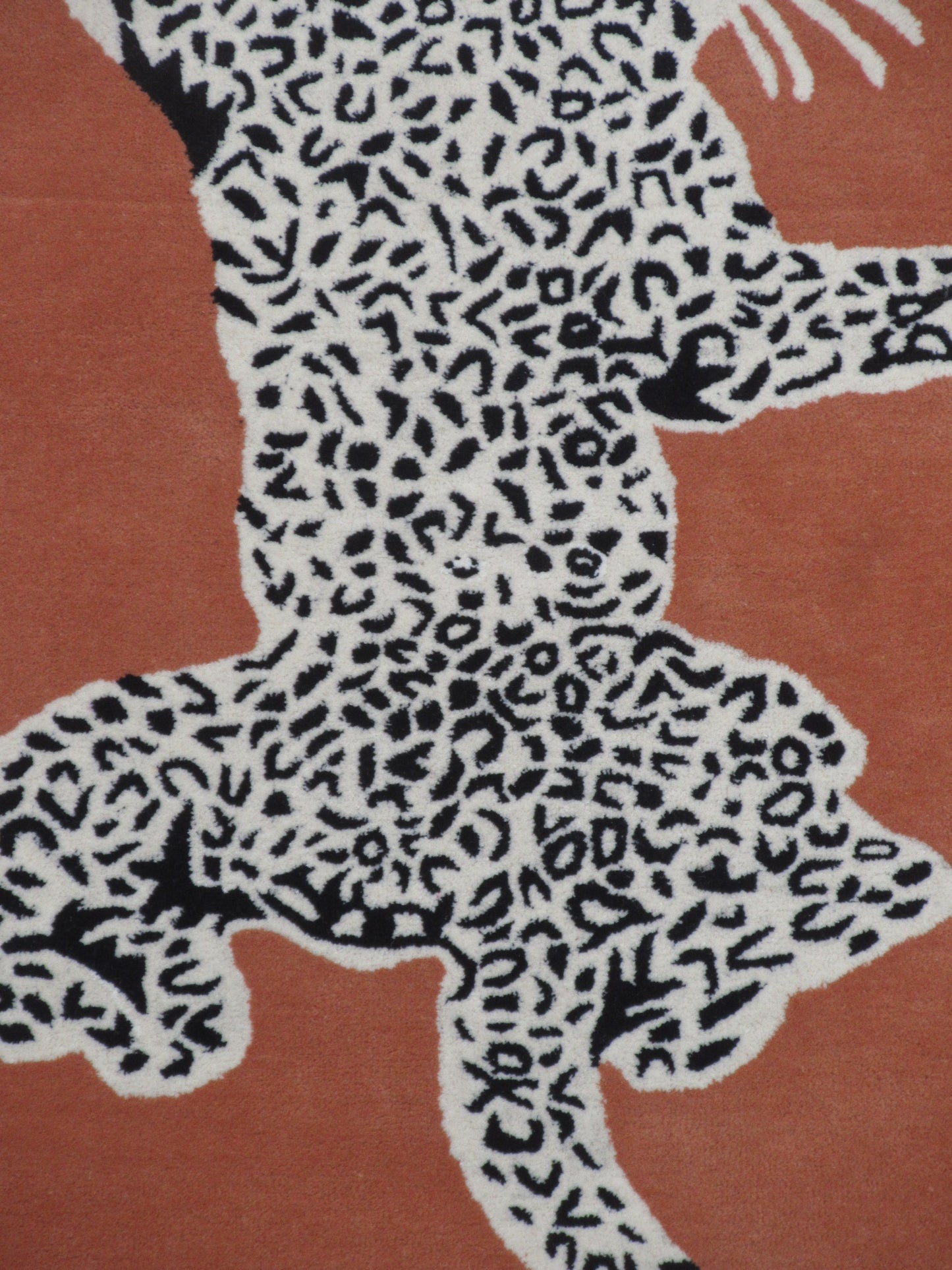 Peach Color 4X6 Feet Handmade Area Rug Climbing Leopard inspired by TRC for Home