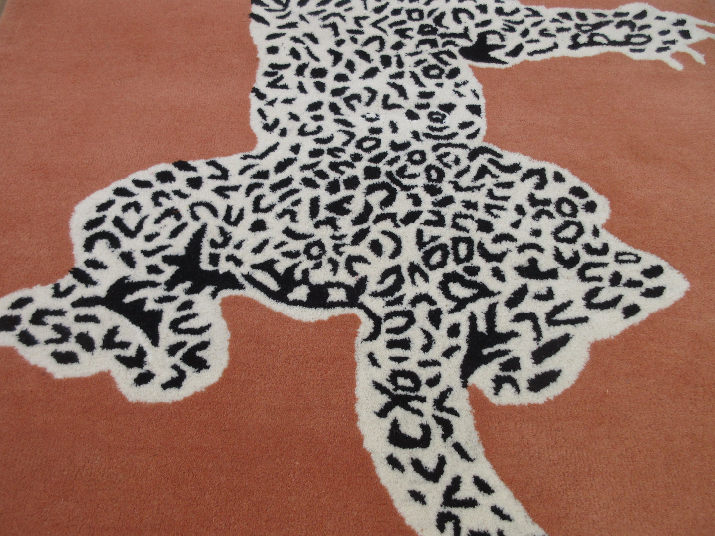 Peach Color 4X6 Feet Handmade Area Rug Climbing Leopard inspired by TRC for Home