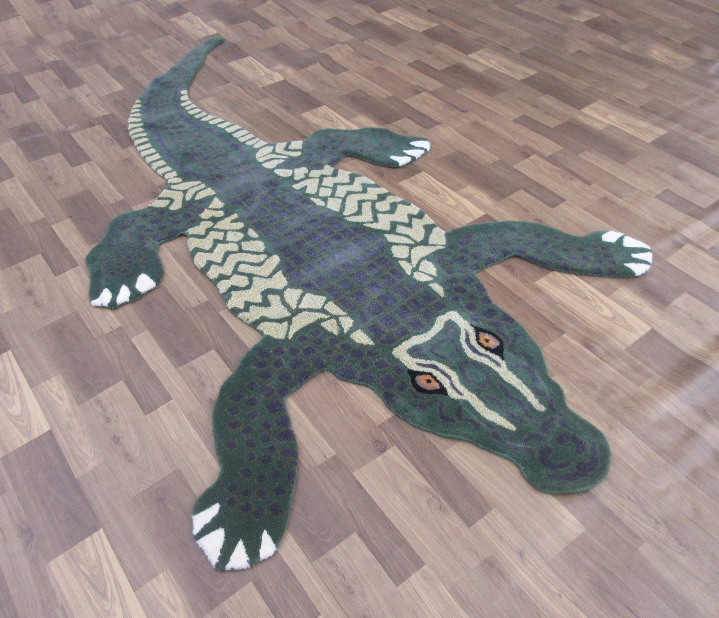 Handmade Wool Rug 8X5 ft Green Colour Crocodile Carpet for Living Room Accent