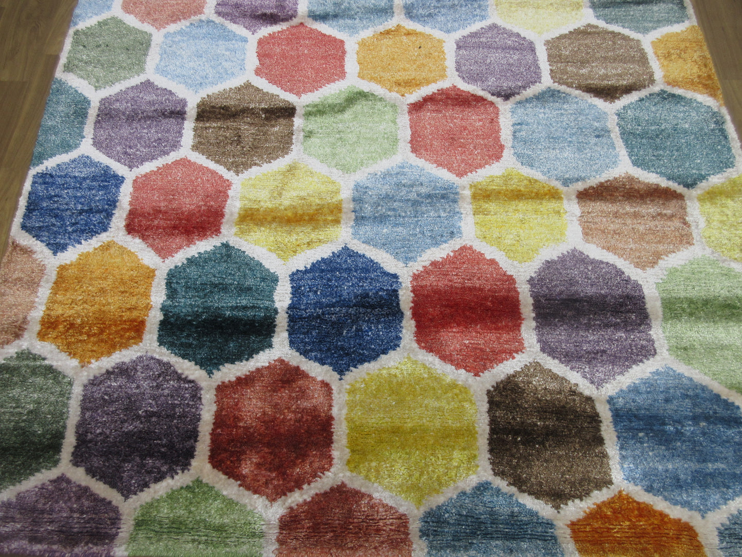 6.5x4.7 ft Colourful Hexagonal Bamboo Silk Area Rug - Modern Geometric Area Rug